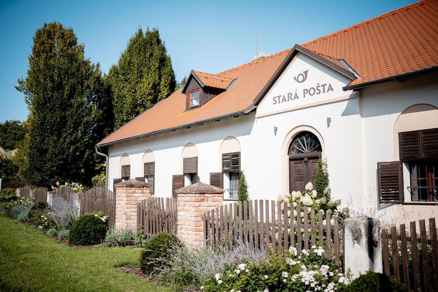 Penzion Stara Posta Otel Kovalovice Dış mekan fotoğraf